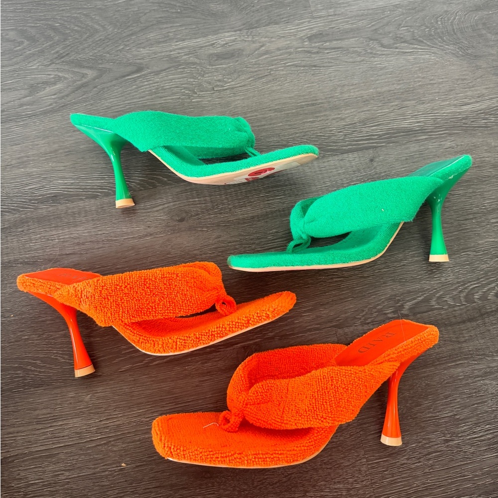 Brand New Women's Flip Flop Terry Cloth Heel in Green and Orange